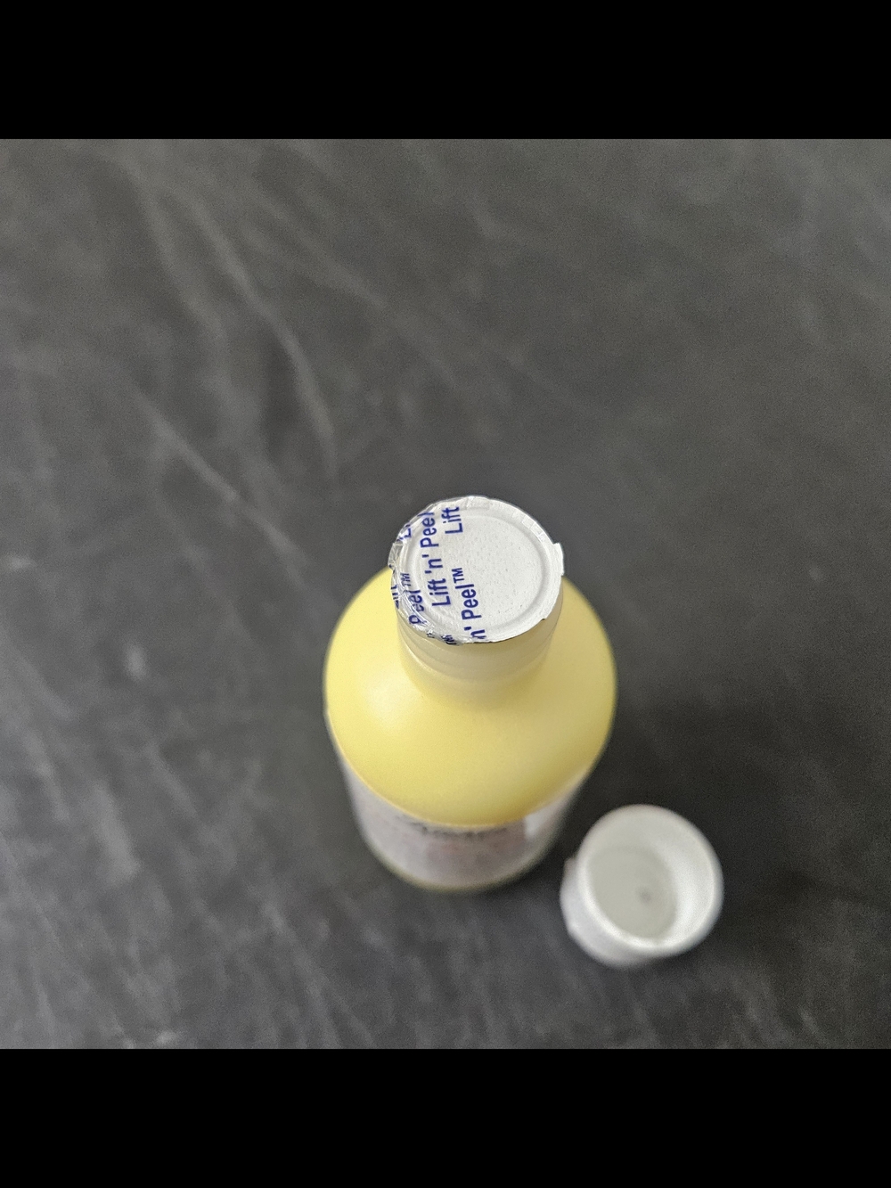 Kiehl's Crème de Corps Travel Lotion - Pale Yellow Bottle - Picture 10 of 10